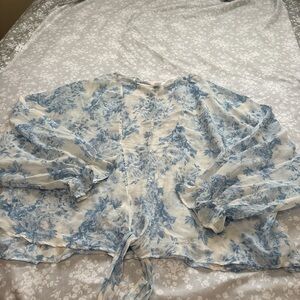 LC Lauren Conrad Blue and White Floral Tie Top